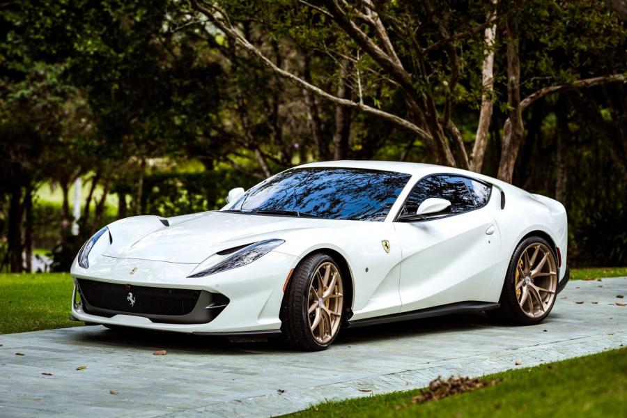  Ferrari 812 Superfast on HRE Wheels (P101) 2019 года  (фото 1 из 5)
